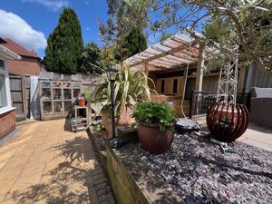 Photo 9- click for photo gallery